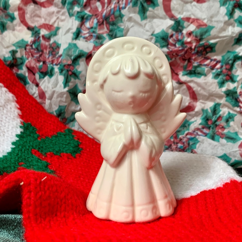 Vintage Ceramic Hobbyist Angel Cream Small Kitschy Christmas Decor